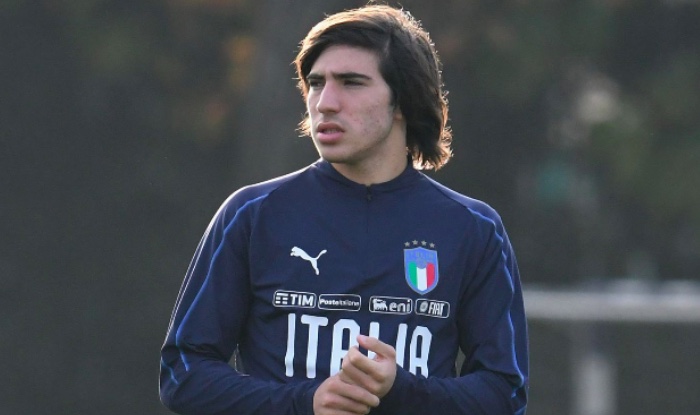 Sandro Tonali long hair